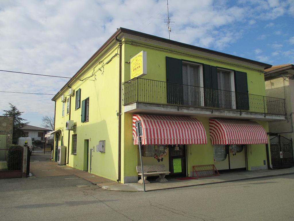 B&B Casa Piva Serravalle  エクステリア 写真
